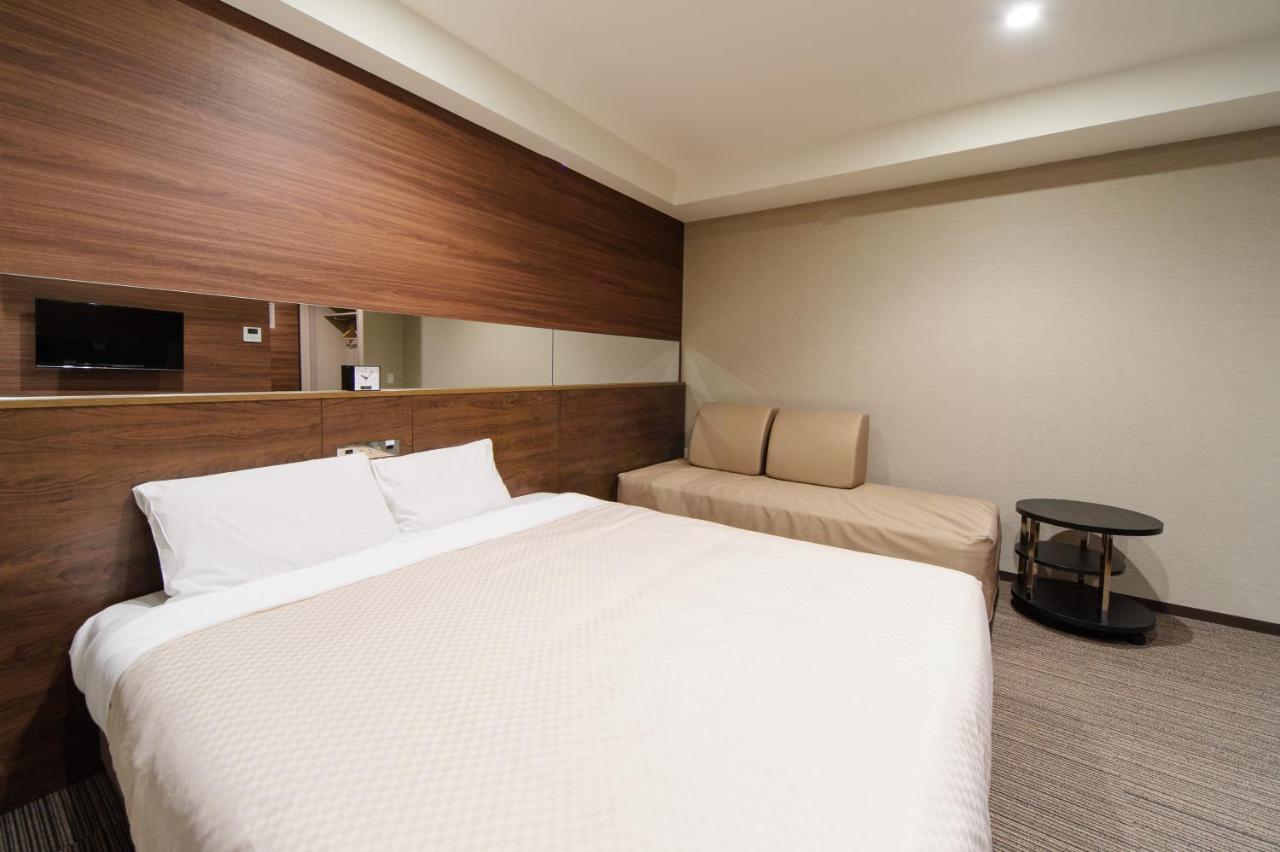 Osaka Fujiya Hotel Bagian luar foto